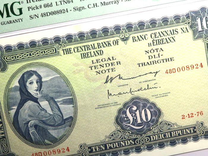Lady Lavery, 02 : 12 : 1976 Free Post