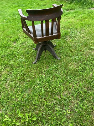 captains chair