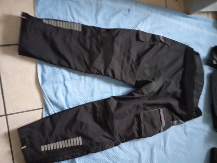 Motorcycle pants and jacket