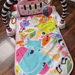 Baby playmat