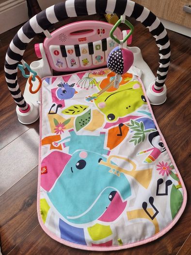 Baby playmat