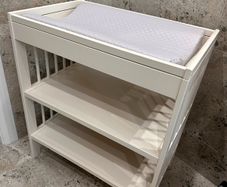 Ikea baby changing table and mattress