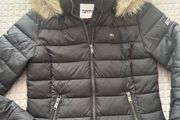 women winter jacket black Tommy Hilfiger size 10 / M medium