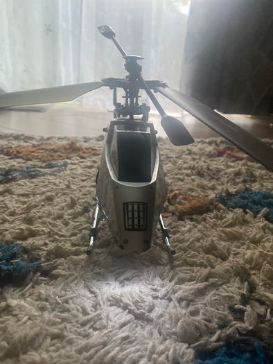 RC helicopter