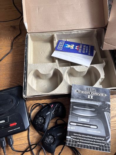 Boxed Sega Mega Drive 2 Console + 10 Games Pack - Batman, Predator, Paperboy, 007