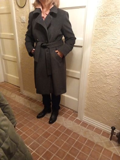 Gerard Darel Grey 3/4 Length Coat.