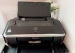 Canon printer, perfect condition bar (1 little clip broke from paper holder)