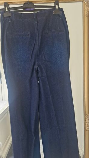 Stunning halara jeans soft and stretchy