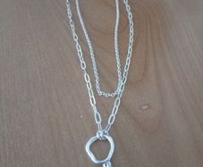 Nice necklace brand new .