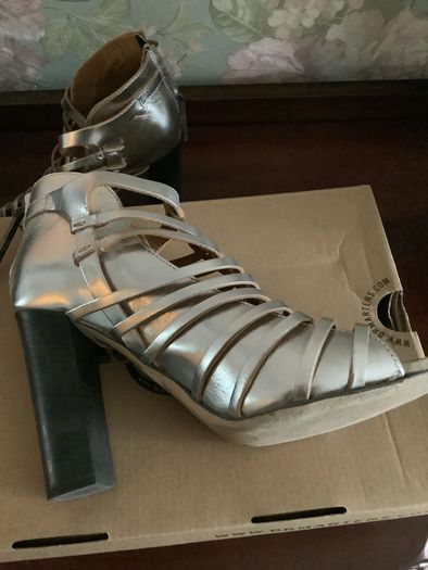 Diesel black gold  sandals, good condition, uk6 , made in Italy