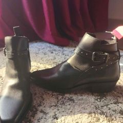 Clarks half boot