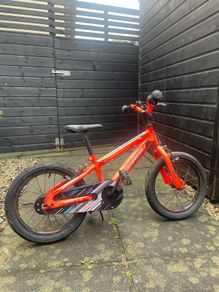 2 Kids Bikes 16"  (only One Left)