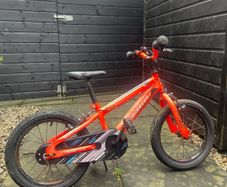 2 Kids Bikes 16"  (only One Left)
