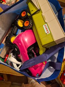 toys