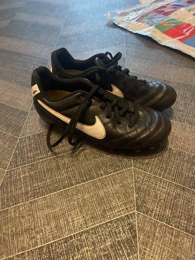 football size 3.5