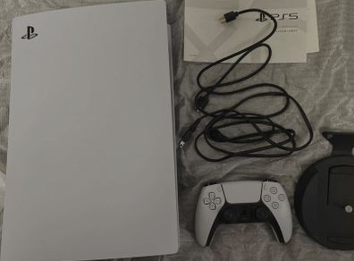 PS5 Console+Games, Boxed, Perfect Condition.