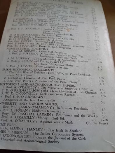 Ucc Feilire Calendar  1943/44
