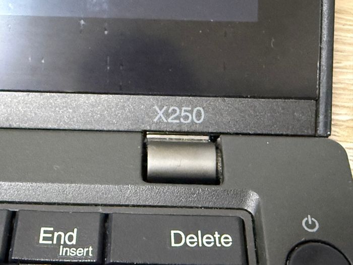 Lenovo ThinkPad X250 i5-5300U 8GB Ram 256GB