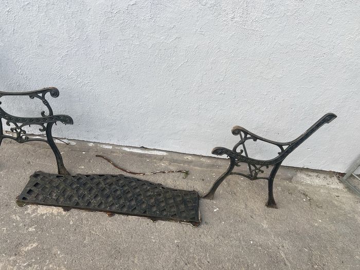 bench