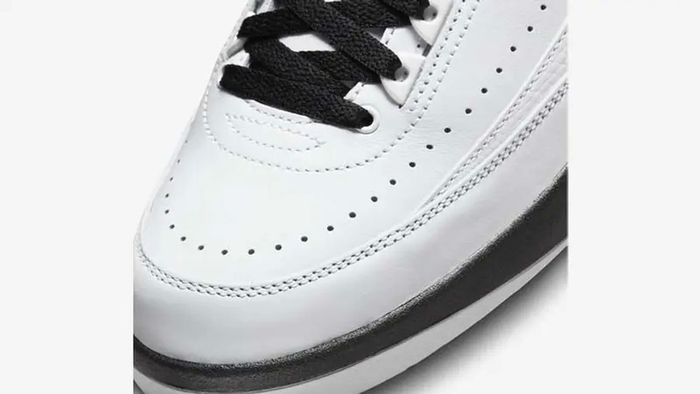 Nike Air Jordan 2 OG Chicago (2022) UK 10/ US 11 Brand New Deadstock
