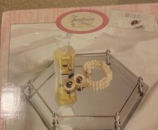 Mirror vanity tray