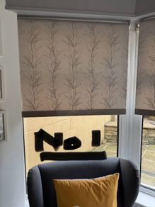 Roller Blinds x 7