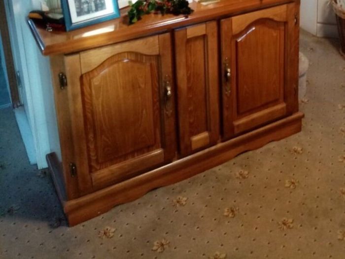 Dresser