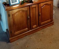 Dresser