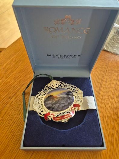 Newbridge Silver, Romance of Ireland series, Giants Causeway , AV