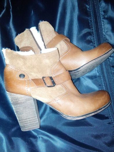 Tommy Hilfiger boots