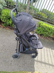 Red kite twin pram