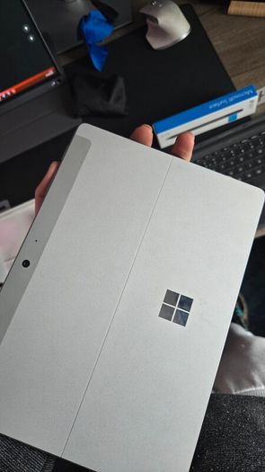 Microsoft surface go - 4415Y - 8gb - 128go