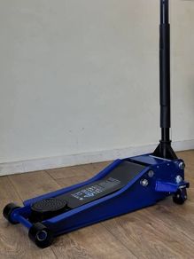 Heavy Duty 4 Ton Low Profile Trolley Jack