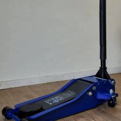 Heavy Duty 4 Ton Low Profile Trolley Jack