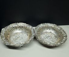 Pair of antique sterling silver dishes, fully hallmarked Birmingham 1896.