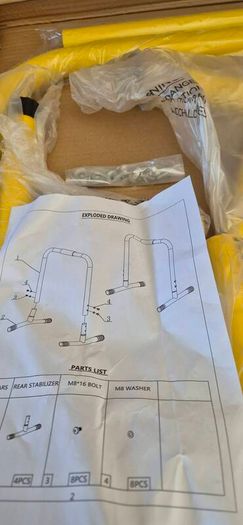 brand new set of dip bars