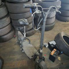 Electric scooter