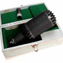 STC 4033 microphone