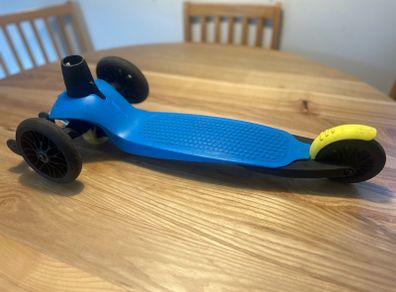 Kids scooter