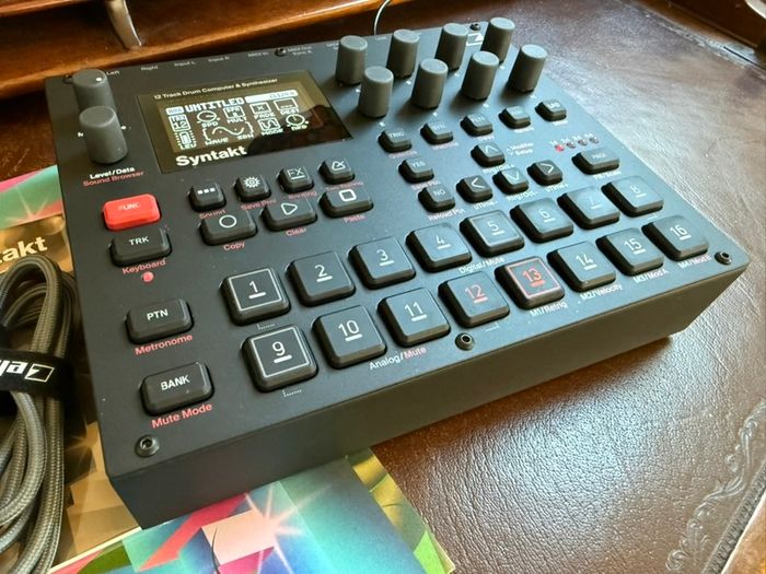 Elektron Syntakt with Decksaver