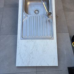 Kitchen sink