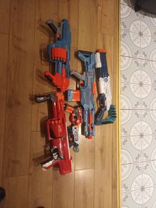 nerf guns and zuru x shot