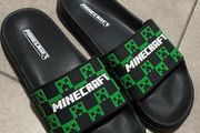 Boys Slippers Size 5