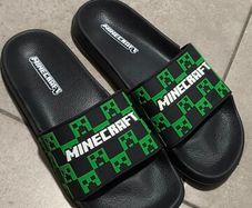 Boys Slippers Size 5