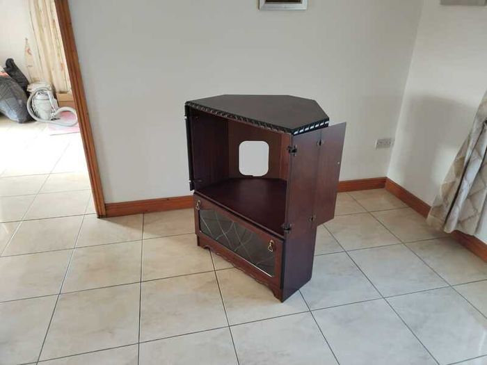 Television Unit - TV Wooden Corner Unit with folding doors & Pull Down Glass Cabinet Door - For Kitchen, Bedroom, Sitting, Lounge, Conservatory / Sun Room etc in your house