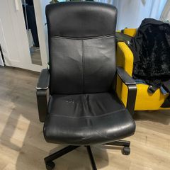 Ikea office chair - FREE