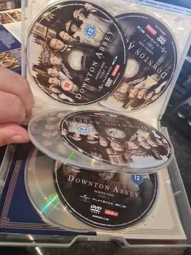 Downtown Abbey DVD