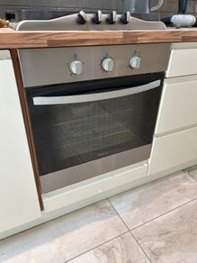 Single fan oven Zanussi