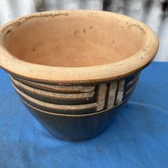 Glazed flower pot