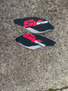 Suzuki SV650 gen 2/3 knee support stickers